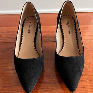 Zigi Soho Black Pointed Toe Block Heel Pumps Size 7 EUC